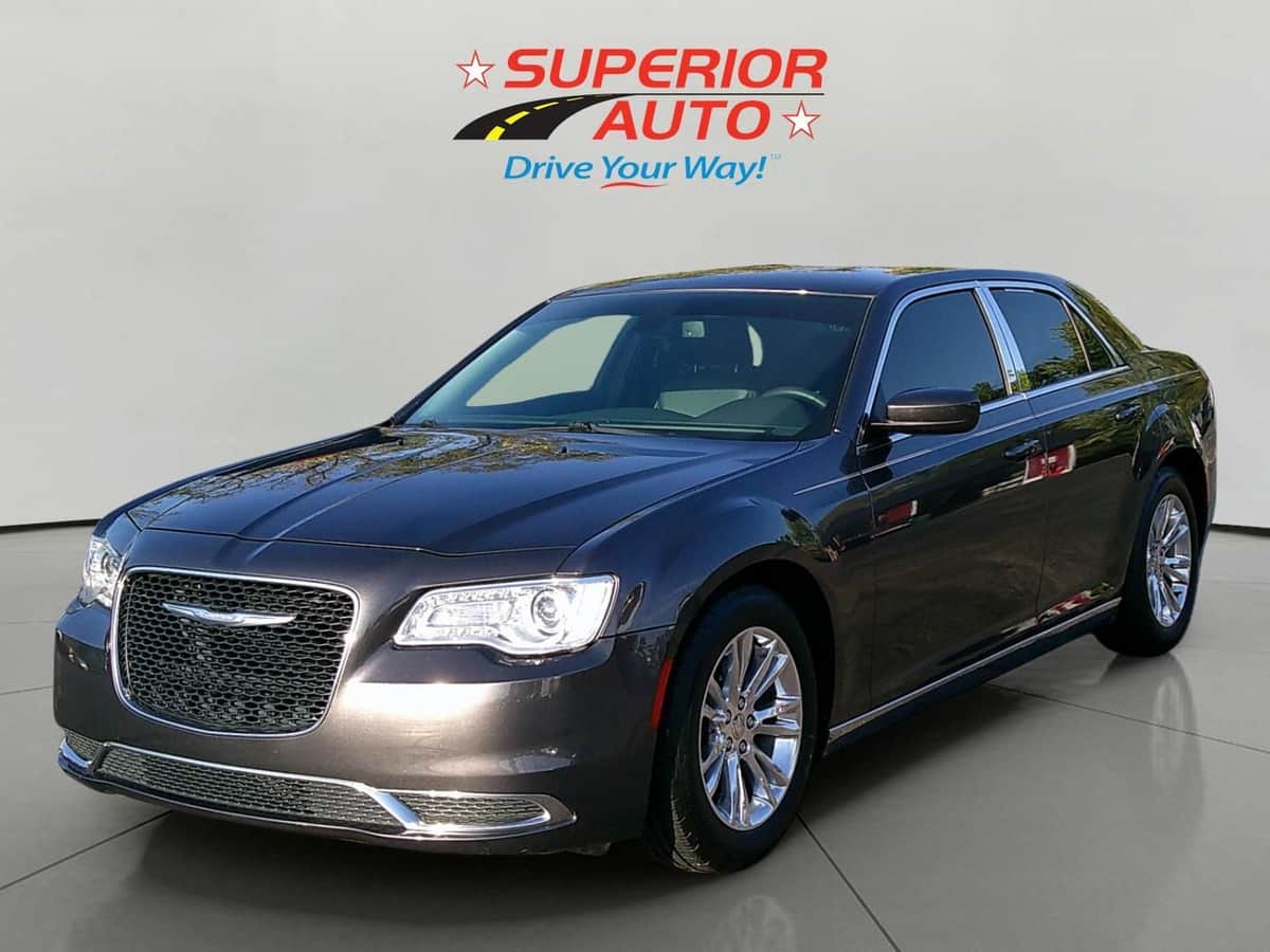 2017 Chrysler 300 Limited