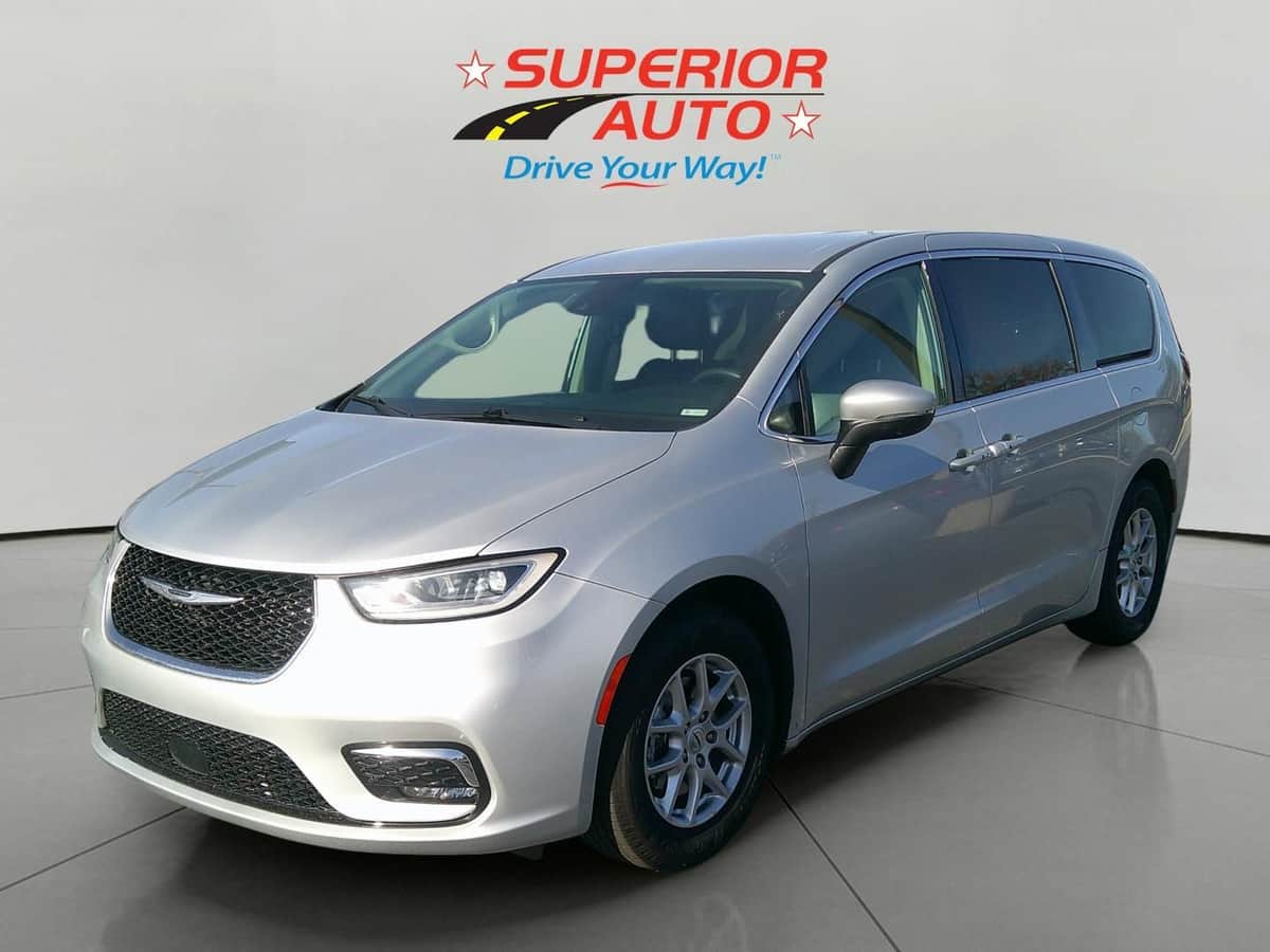 2023 Chrysler Pacifica Touring L
