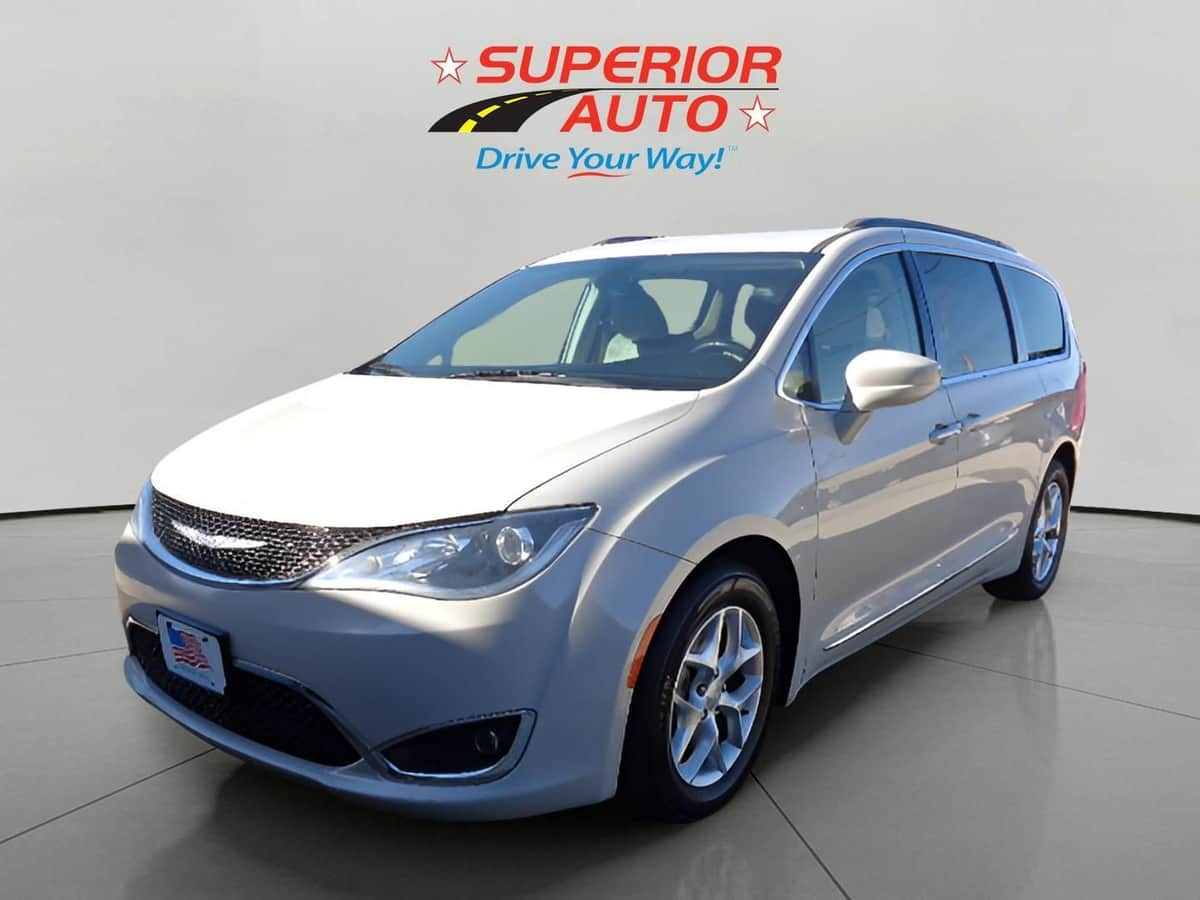 2017 Chrysler Pacifica Touring-L