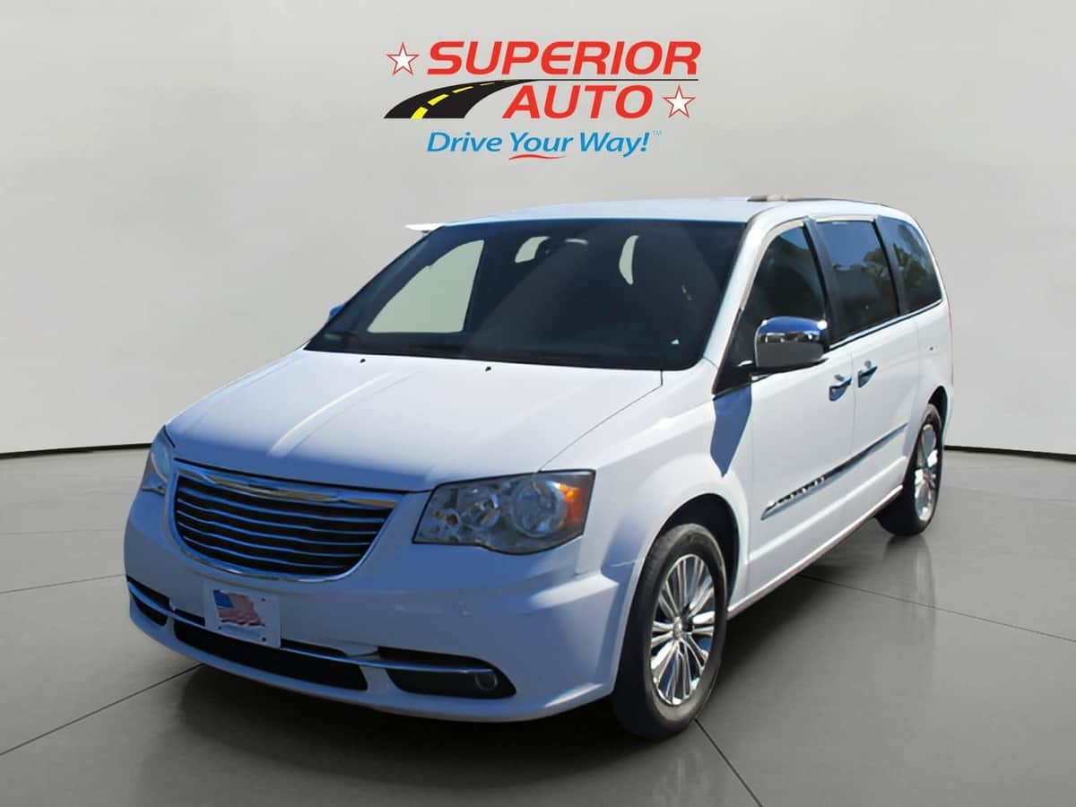 2015 Chrysler Town and Country Touring-L